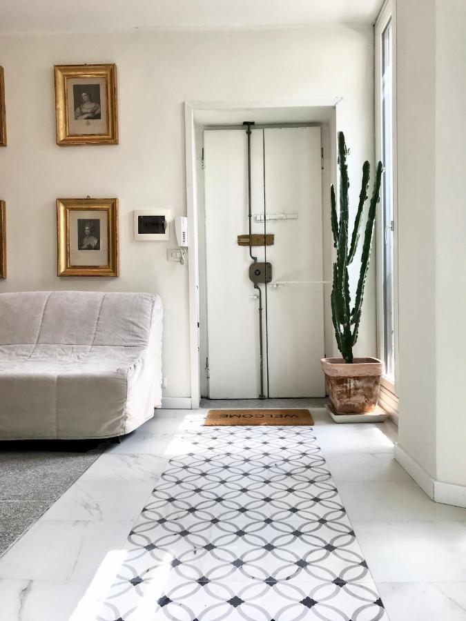 Casa Cairoli Apartment Milan Bagian luar foto